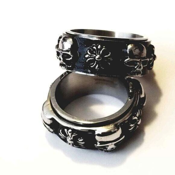 New stainless steel skull ring size 9 - Picture 3 of 3